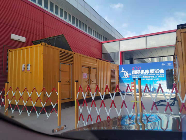 玄武出租发电机-柴油发电机和汽油发电机哪个更好一些?